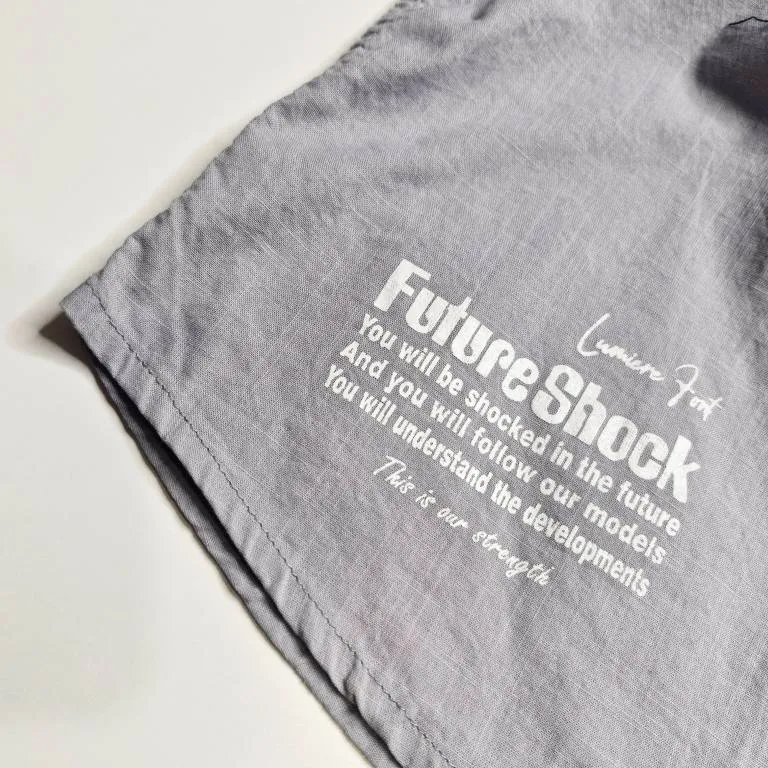 بلوز لینن اسپرت یقه فرنچ طرح future مناسب دختر و پسر 7 تا 12 سال