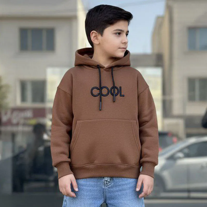 هودی دورس پسرانه کلاهدار طرح COOL با چاپ گلدوزی ضخیم