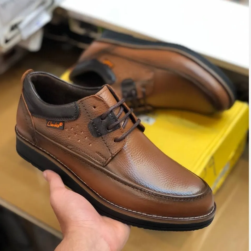 کفش مردانه چرم طبیعی گاوی طرح کلارک زیره طبی پیو رسمی و اداری