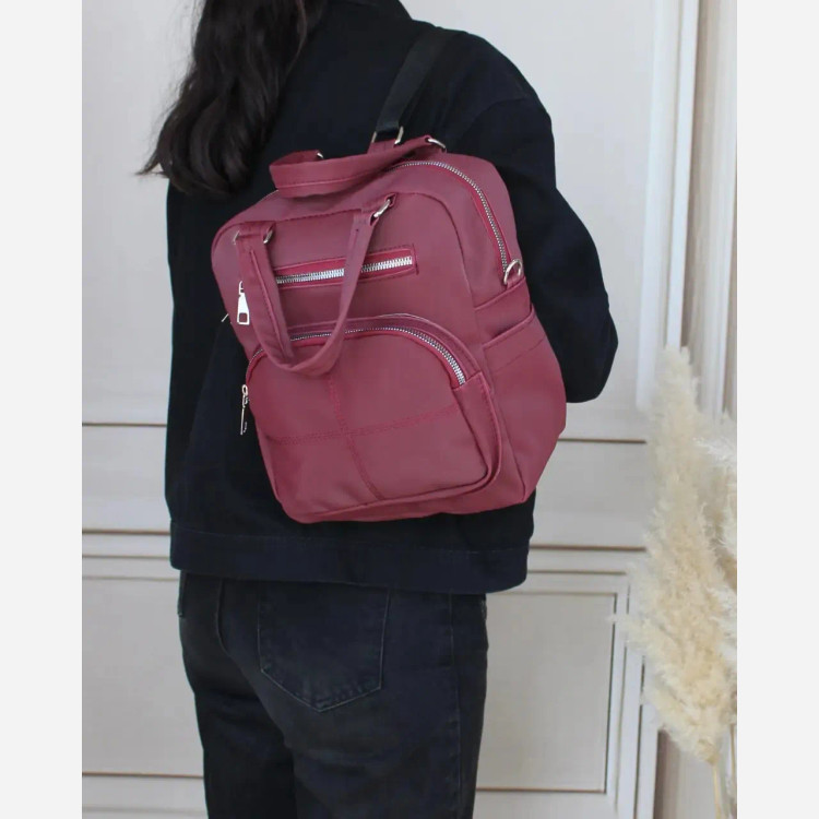 کیف زنانه چرم مصنوعی اسپرت و روزمره ابعاد 30 در 25 سانتیمتر