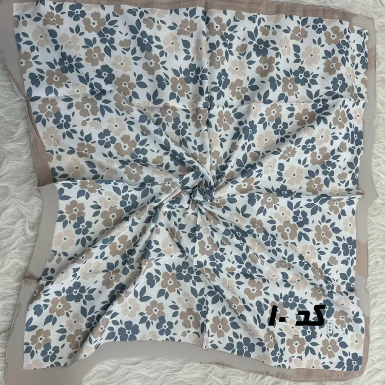 مینی اسکارف آبی نخ طرحبندی قواره 65×65 مناسب استفاده روزمره