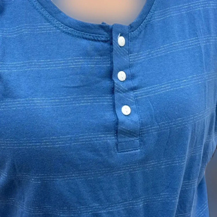 تیشرت زنانه نخ پنبه H&M جلودکمه چهارفصل